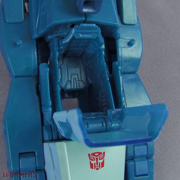 TFormers Titans Return Deluxe Blurr And Hyperfire Gallery 098 (98 of 115)